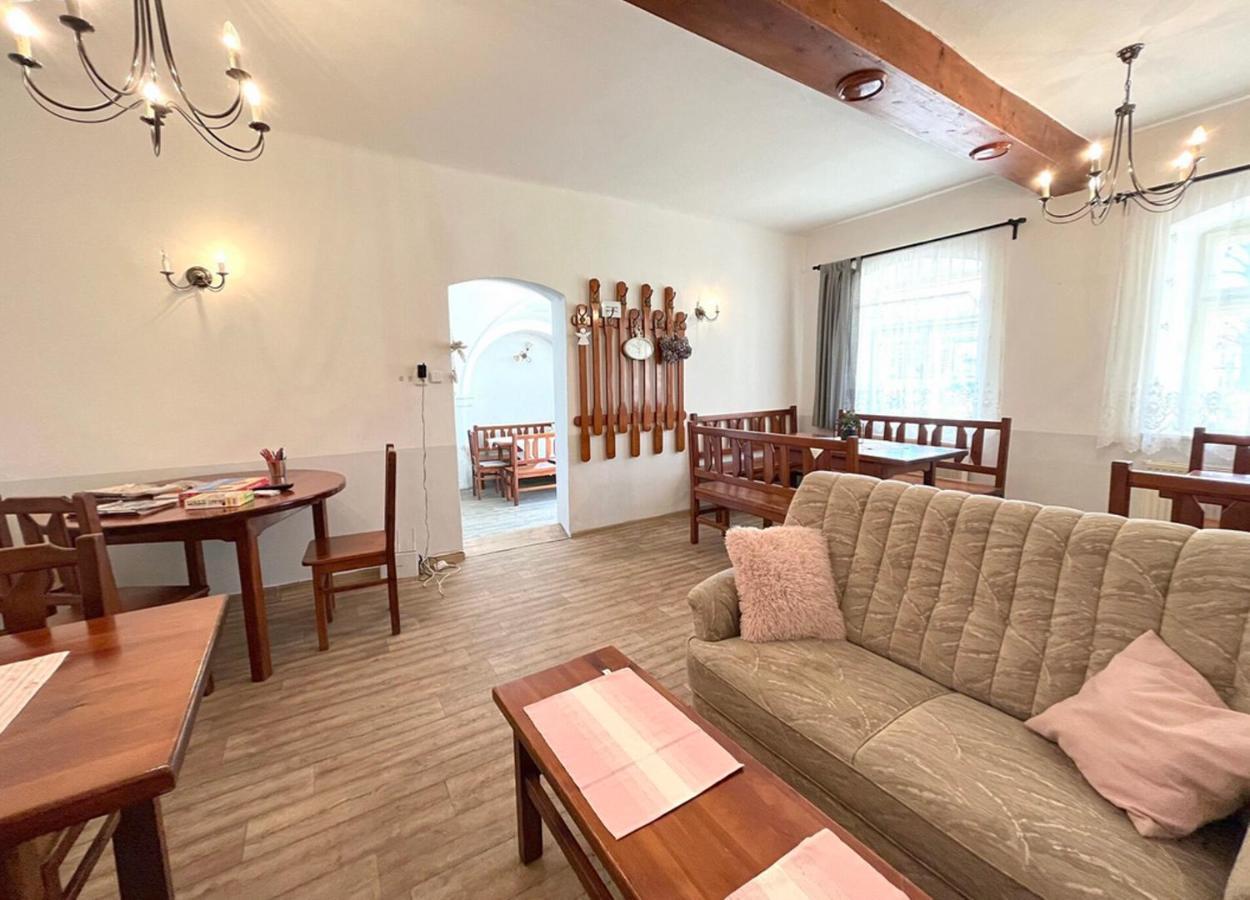 Apartmany Na Rynku Chvalsiny 18 Český Krumlov Exterior foto